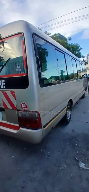 Toyota Coaster 2008 Gold