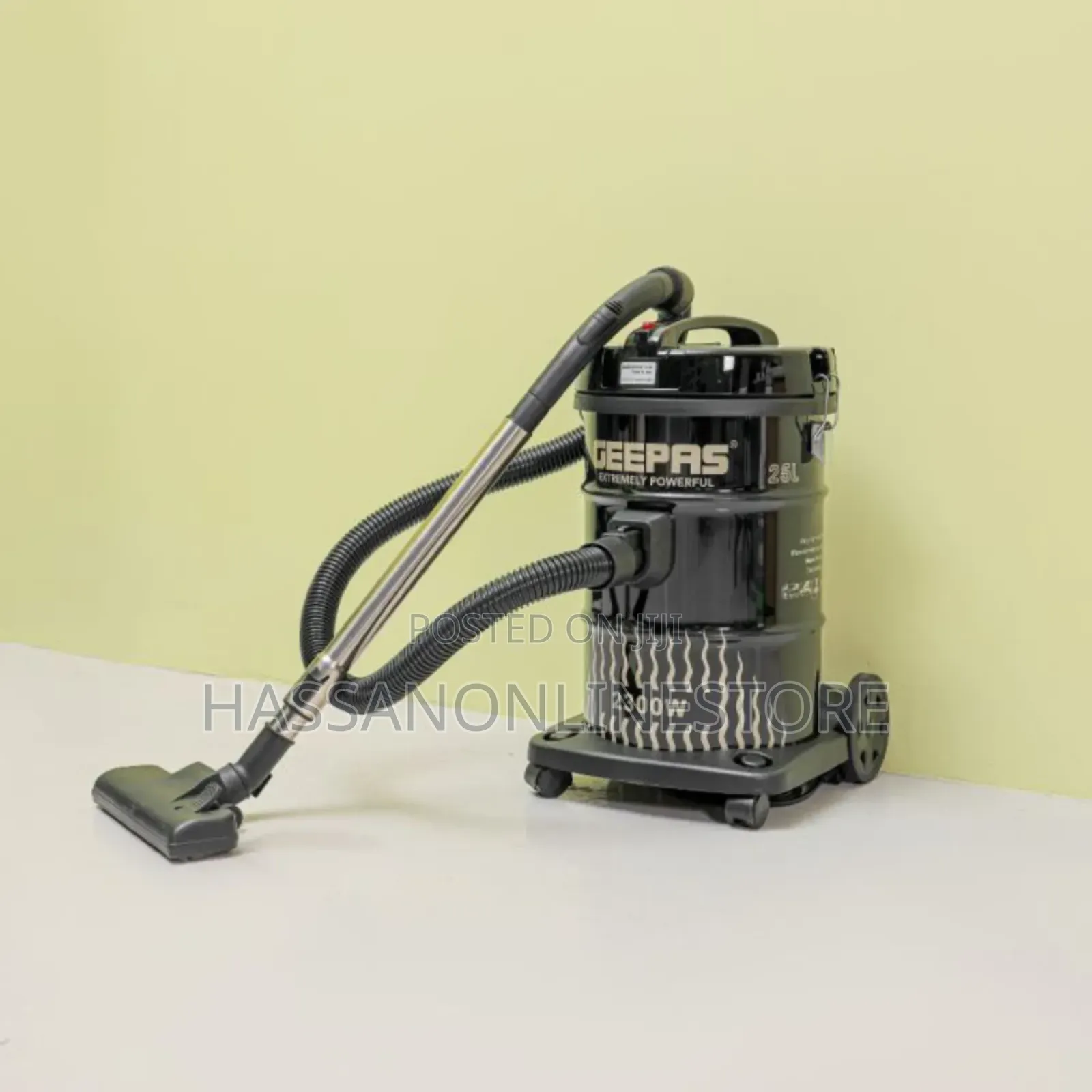 Geepas Drum Vacuum Cleaner (Model Gvc2592n)