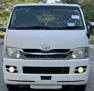 Toyota HiAce 2008 White