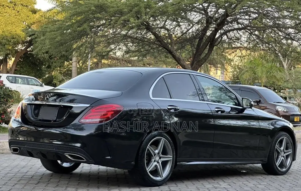 Mercedes-Benz C-Class 2015 Black