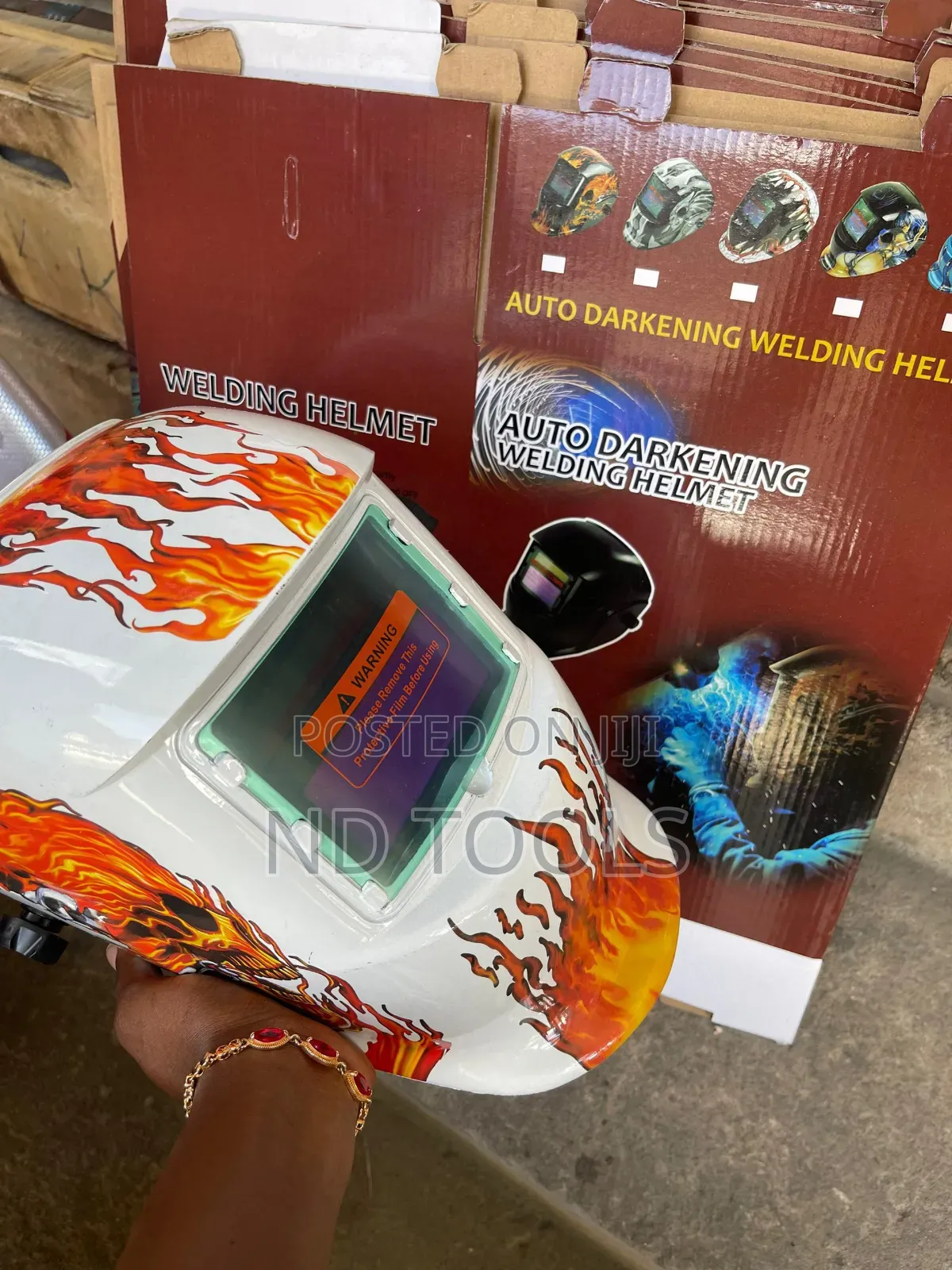 Auto Darkening Welding Helment