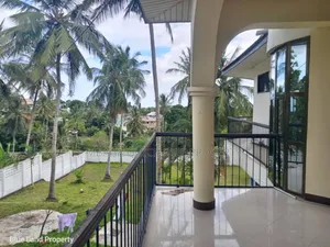 5bdrm House in Goba for rent