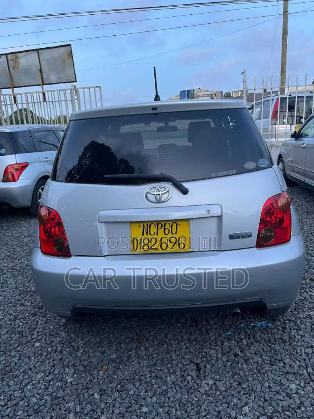 Toyota IST 2005 Silver