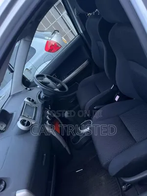 Toyota IST 2005 Silver