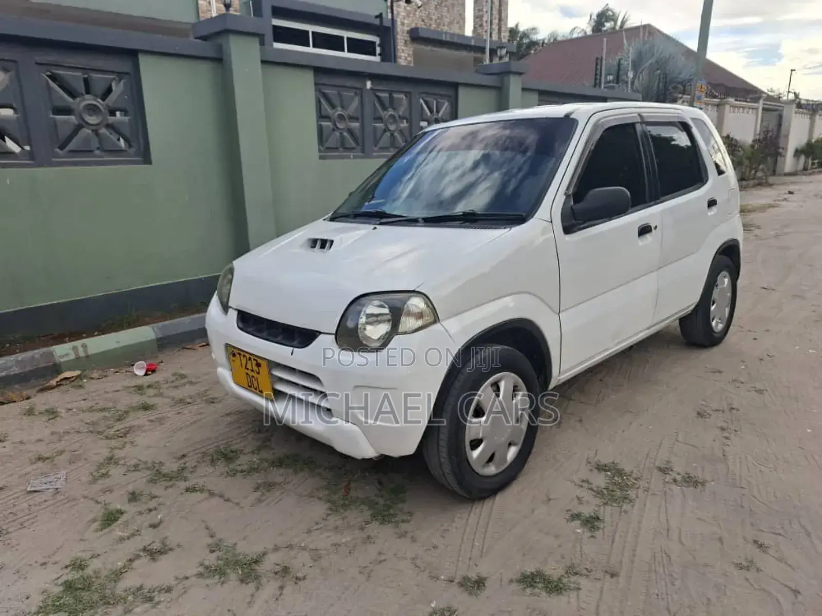 Suzuki Kei 2004 White