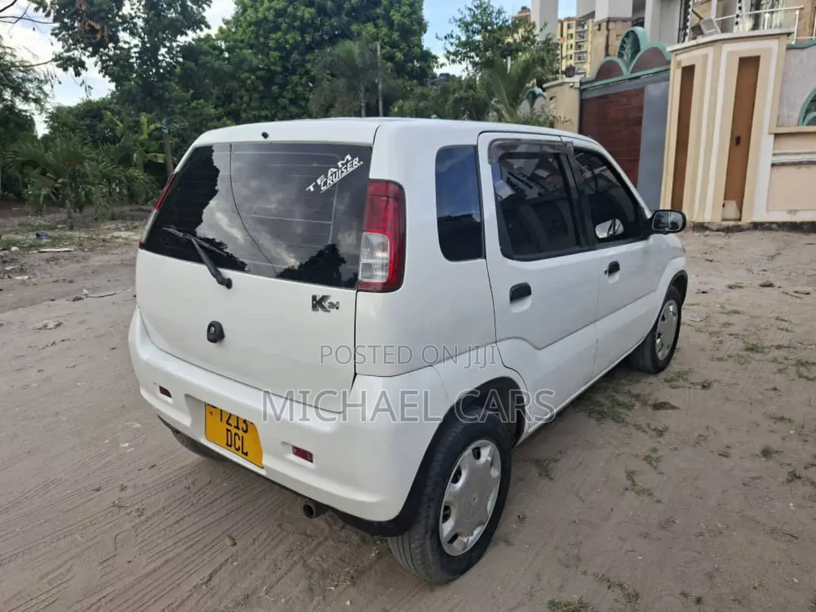 Suzuki Kei 2004 White