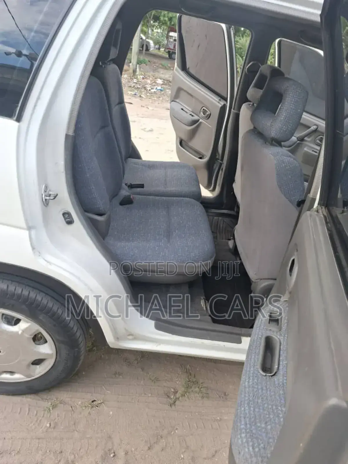 Suzuki Kei 2004 White