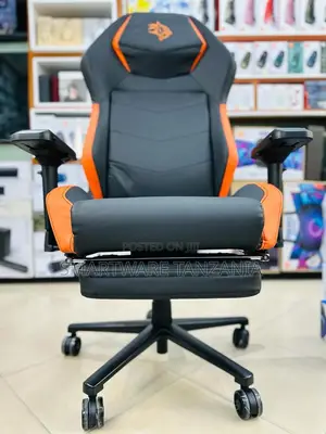 Ergonomic Gaming Chair With Retractable Footrest Black And Orange