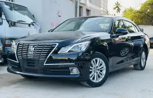 Toyota Crown 2014 Black