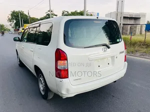 Toyota Succeed SV Premium 2016 White