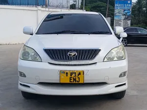 Toyota Harrier 2.4 2007 White