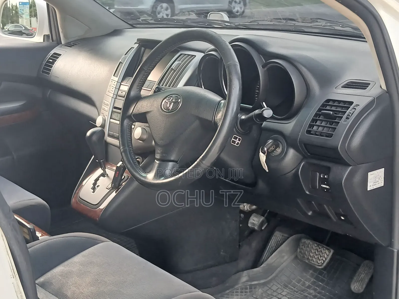 Toyota Harrier 2.4 2007 White