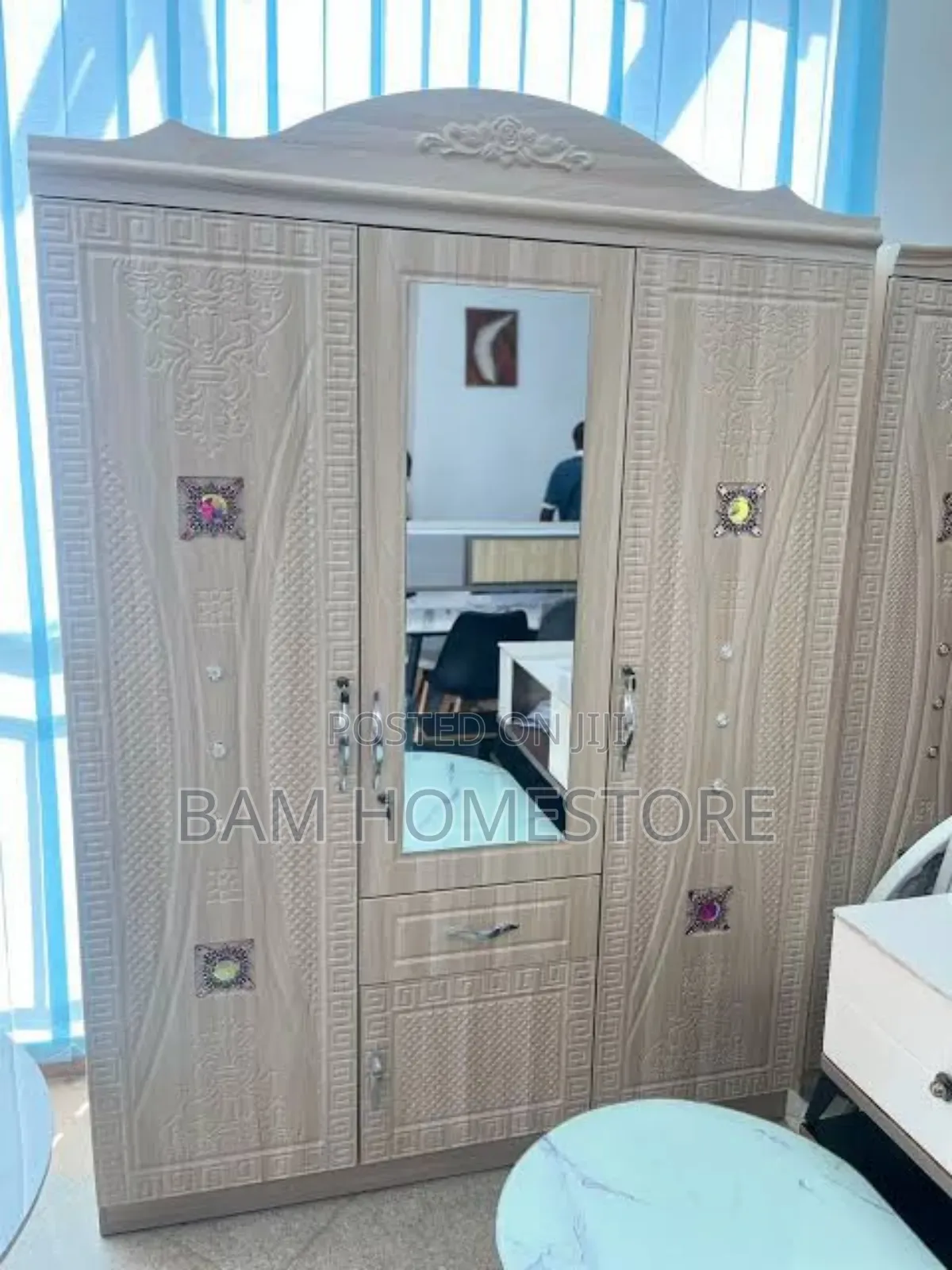 Kabati Ya Nguo Ya Mbao Imported 3 Doors