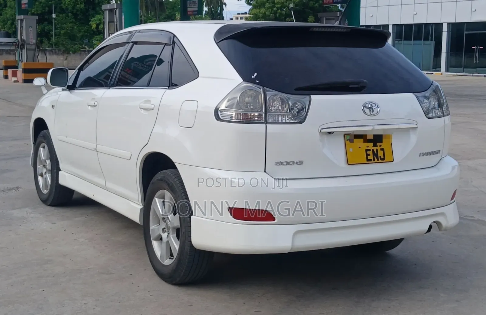 Toyota Harrier 2.4 2006 White