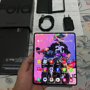 New Samsung Galaxy Z Fold4 256 GB