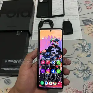 New Samsung Galaxy Z Fold4 256 GB