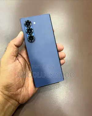 New Samsung Galaxy Z Fold6 256 GB Blue