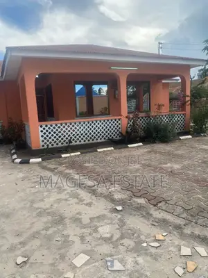 5bdrm House in Kijitonyama for rent