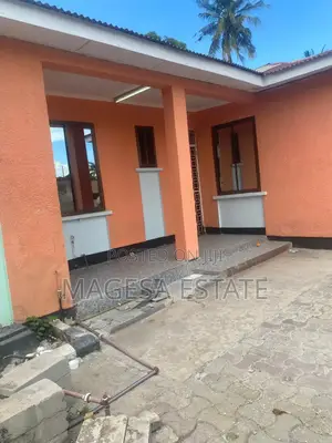 5bdrm House in Kijitonyama for rent