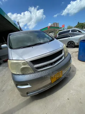 Toyota Alphard 2.4 Petrol AWD 2005 Silver