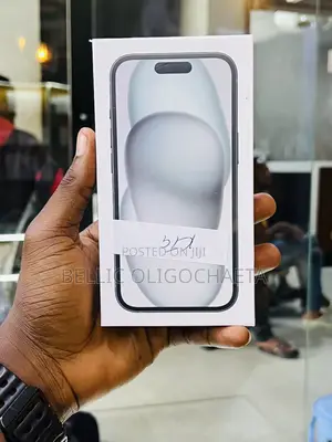 New Apple iPhone 15 128 GB Black