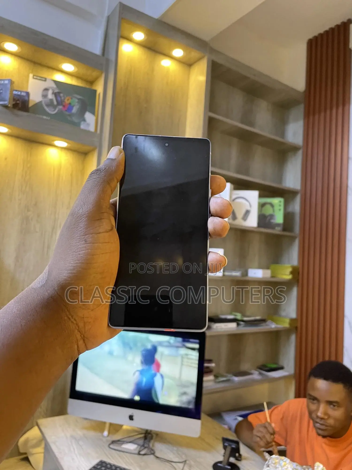 Google Pixel 7a 128 GB White