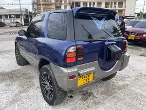 Toyota RAV4 Automatic 2000 Blue