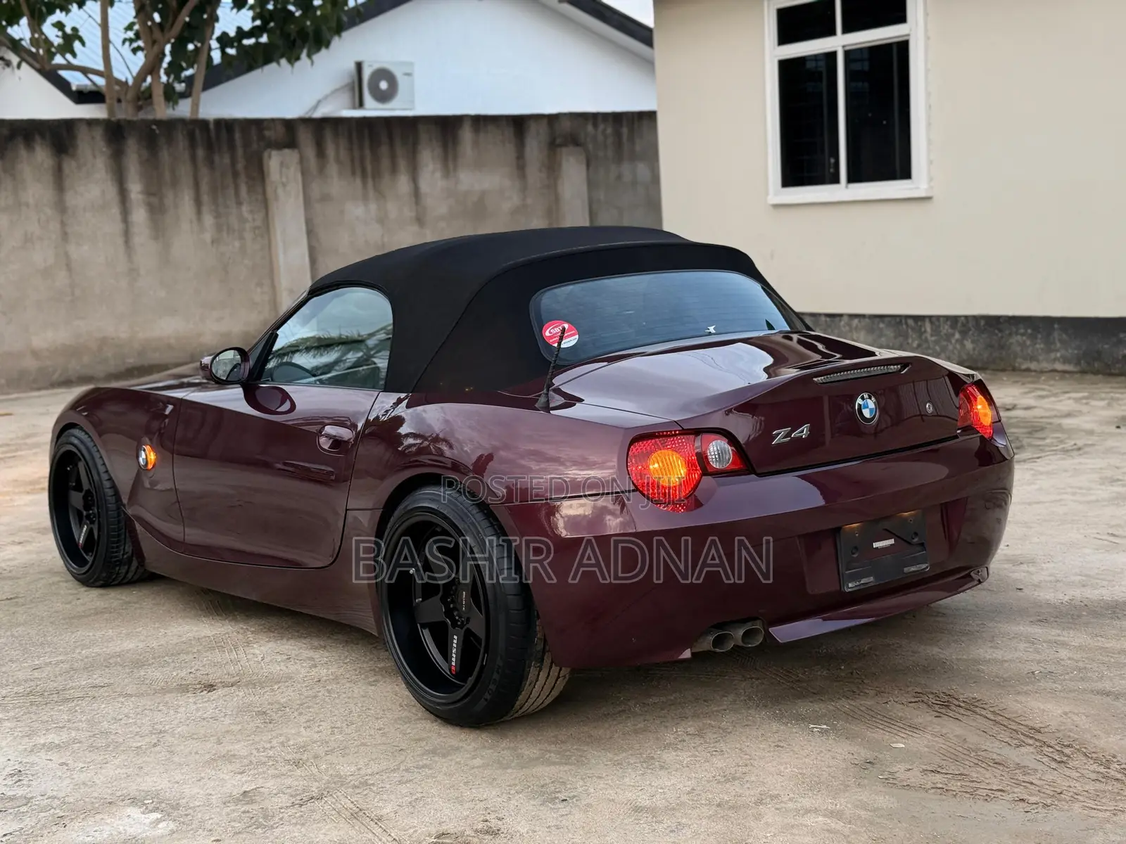 BMW Z4 Roadster 2.5i Automatic 2004 Burgundy