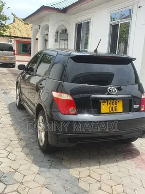 Toyota IST 2005 Black