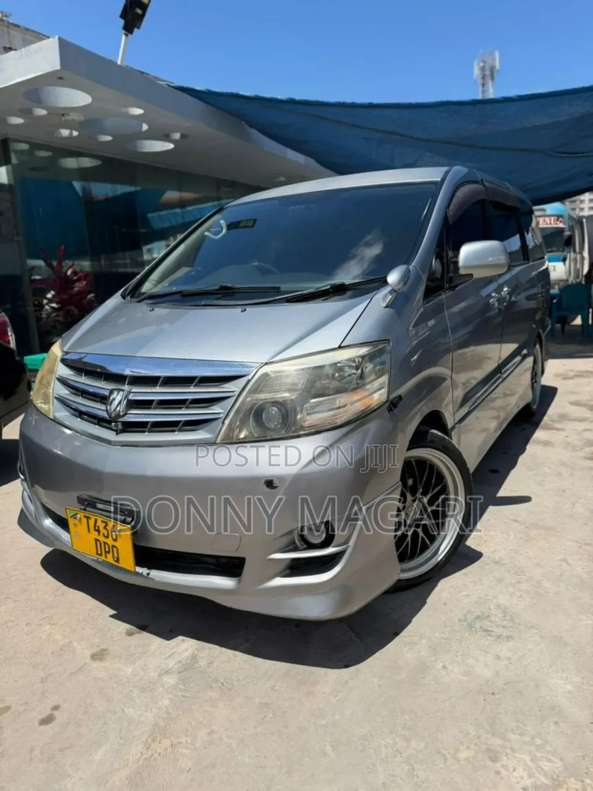 Toyota Alphard 2004 Gray