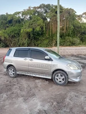 Toyota Raum 1.5 AWD 2004 Silver