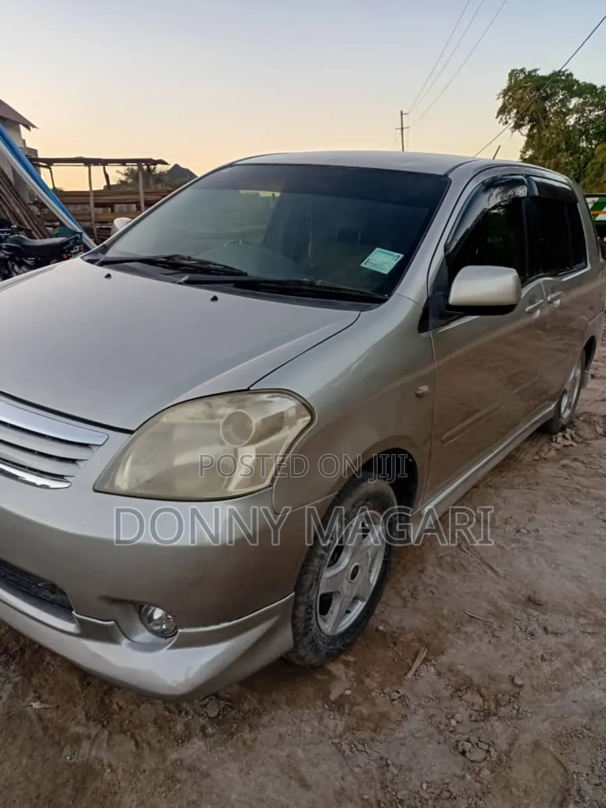 Toyota Raum 1.5 AWD 2004 Silver