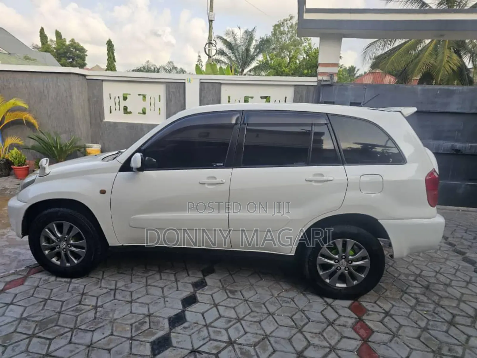 Toyota RAV4 1.8 2004 White