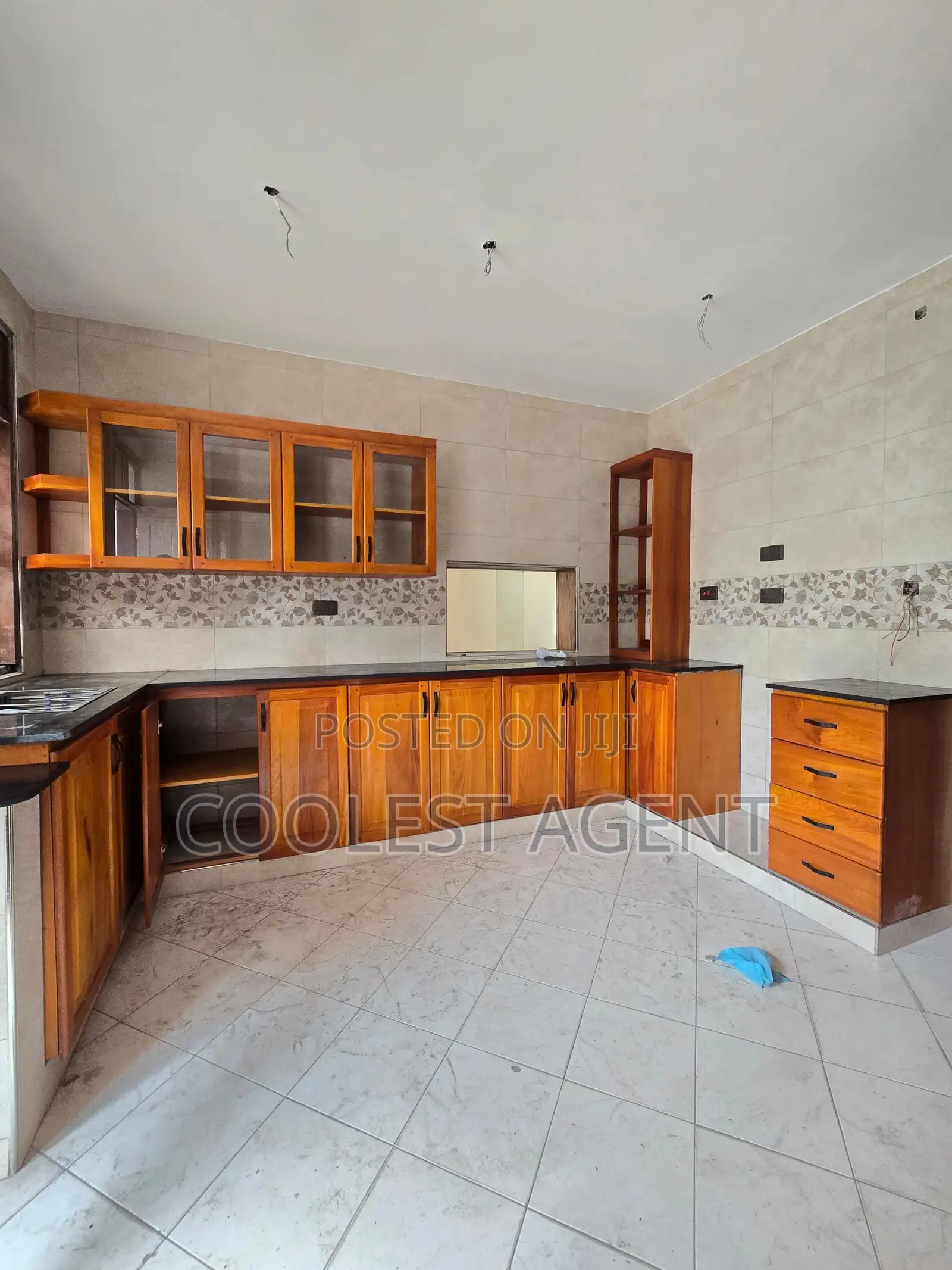 6bdrm House in Coolest Estate, Mikocheni for rent