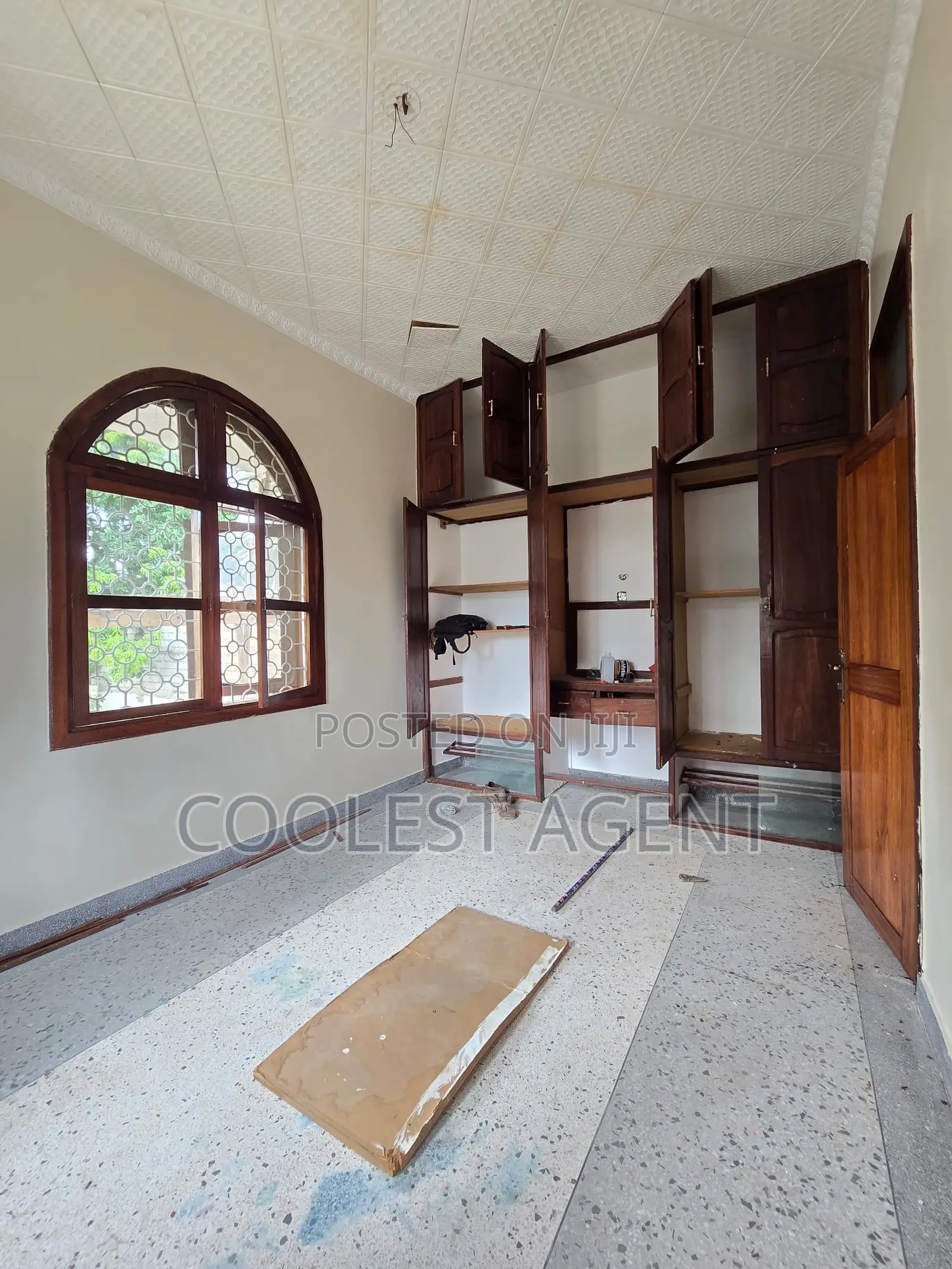6bdrm House in Coolest Estate, Mikocheni for rent