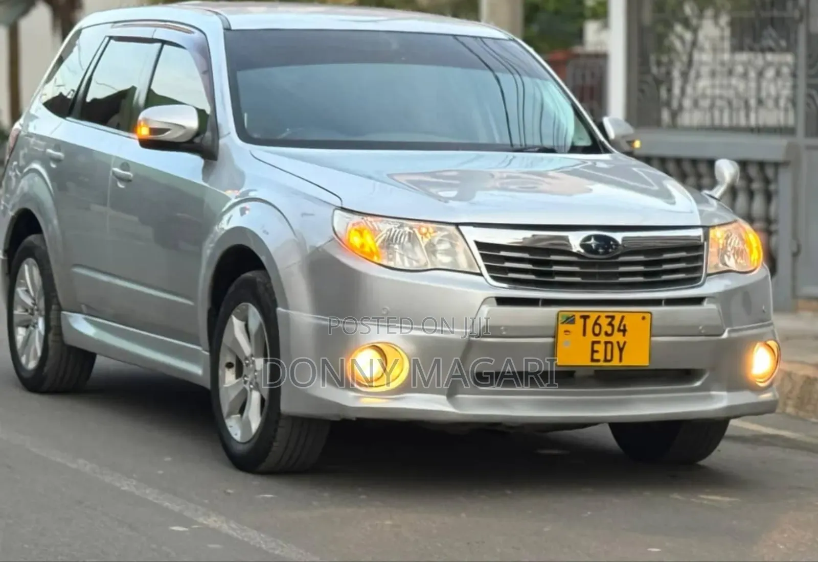 Subaru Forester 2.0D X 2011 Silver
