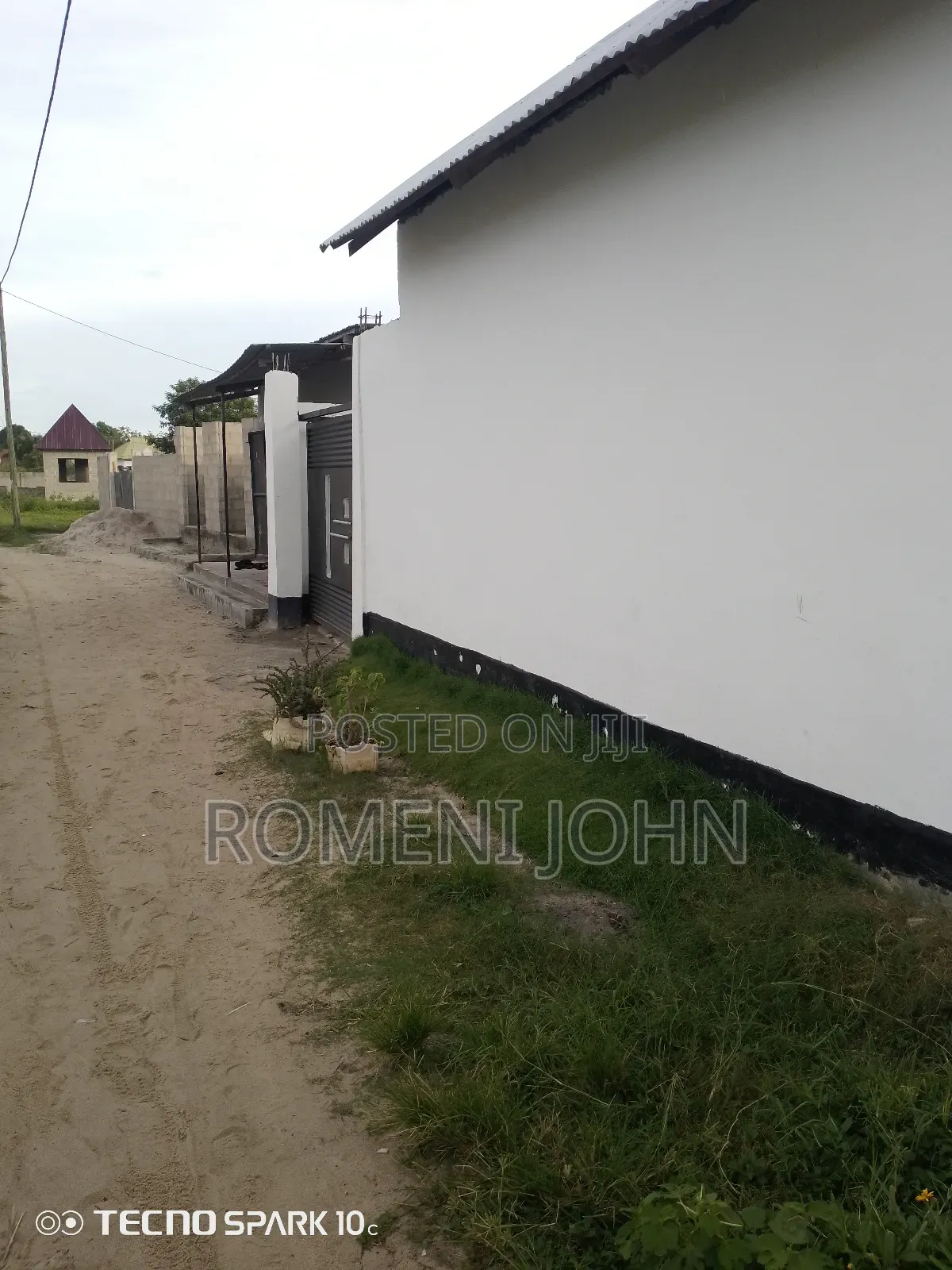 6bdrm House in Tanzania Daresalaam, Ilala for sale