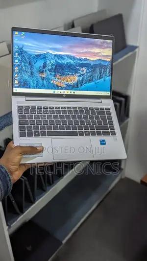 Laptop HP EliteBook 840 G8 8GB Intel SSD 256GB