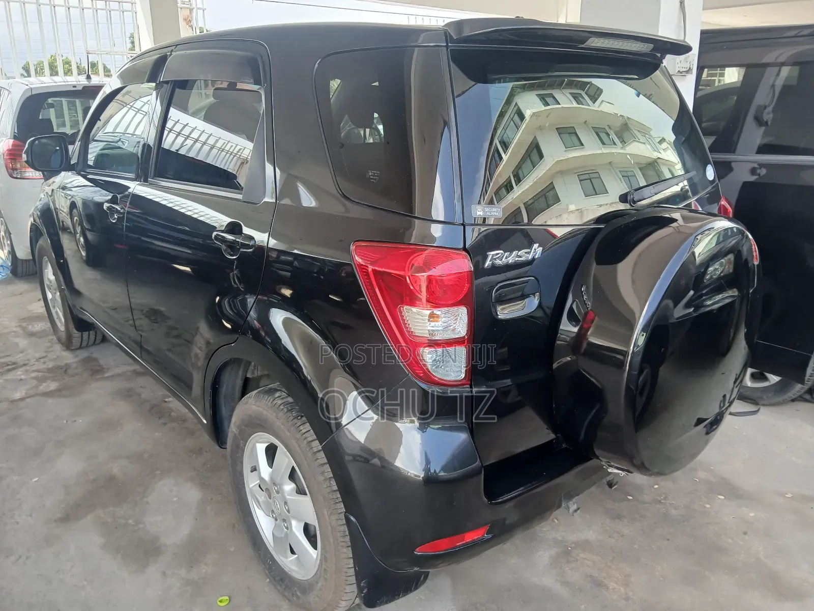 Toyota Rush 1.5 AWD 2010 Black