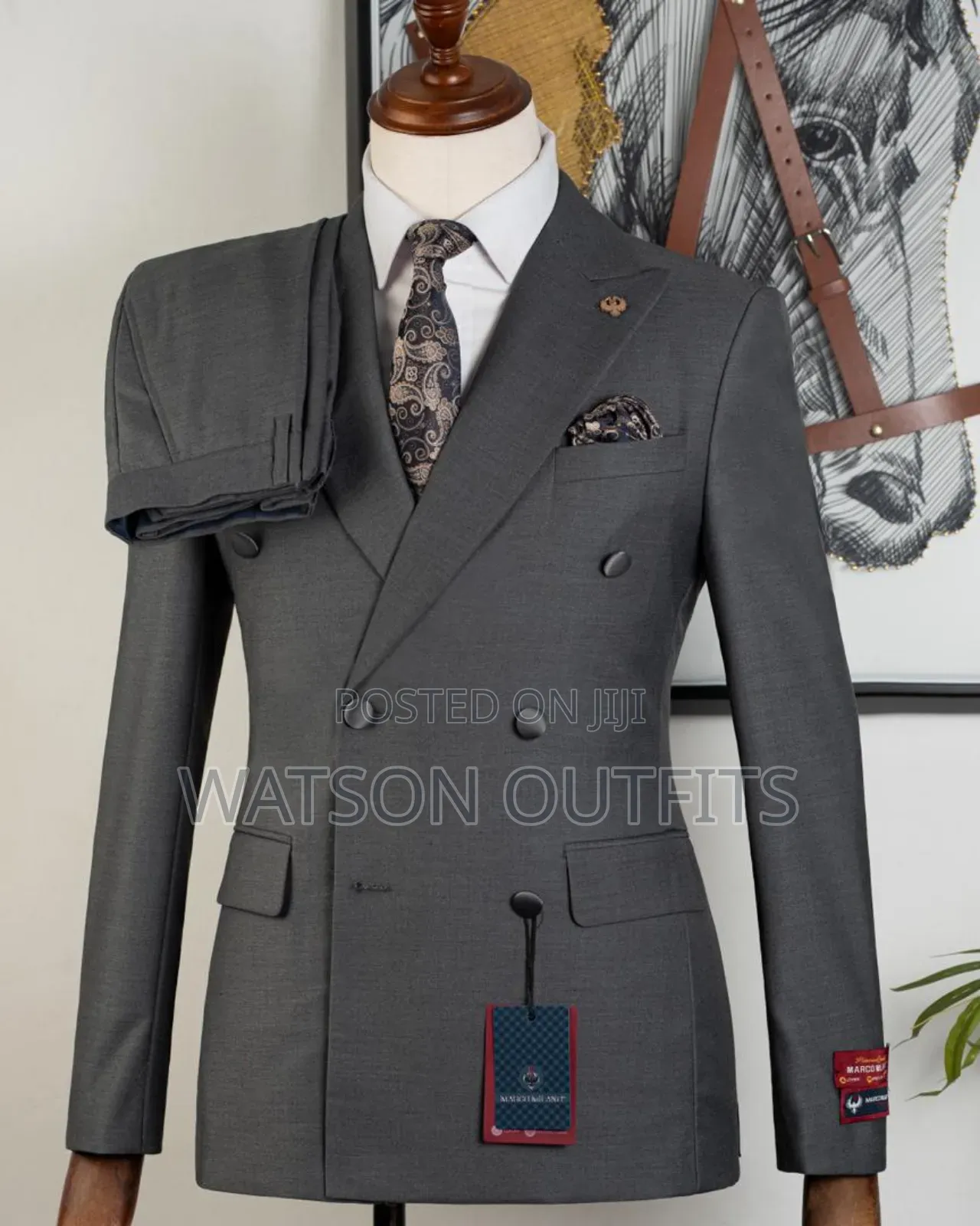 Suti or Suits Kwa Gentlemen or Men's Ya Vifungo Sita