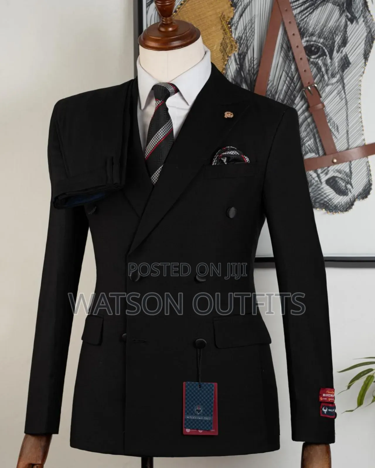 Suti or Suits Kwa Gentlemen or Men's Ya Vifungo Sita