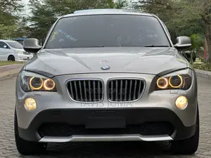 BMW X1 2012 Gold