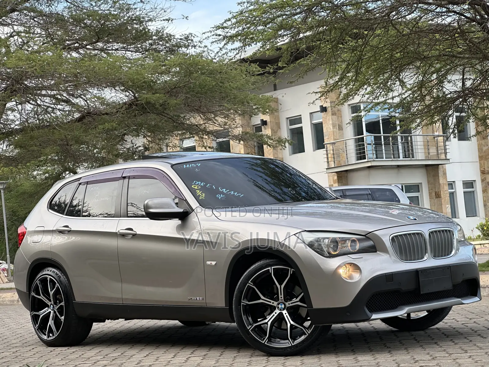 BMW X1 2012 Gold