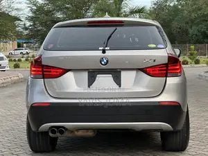 BMW X1 2012 Gold