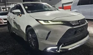 Toyota Harrier 2020 White