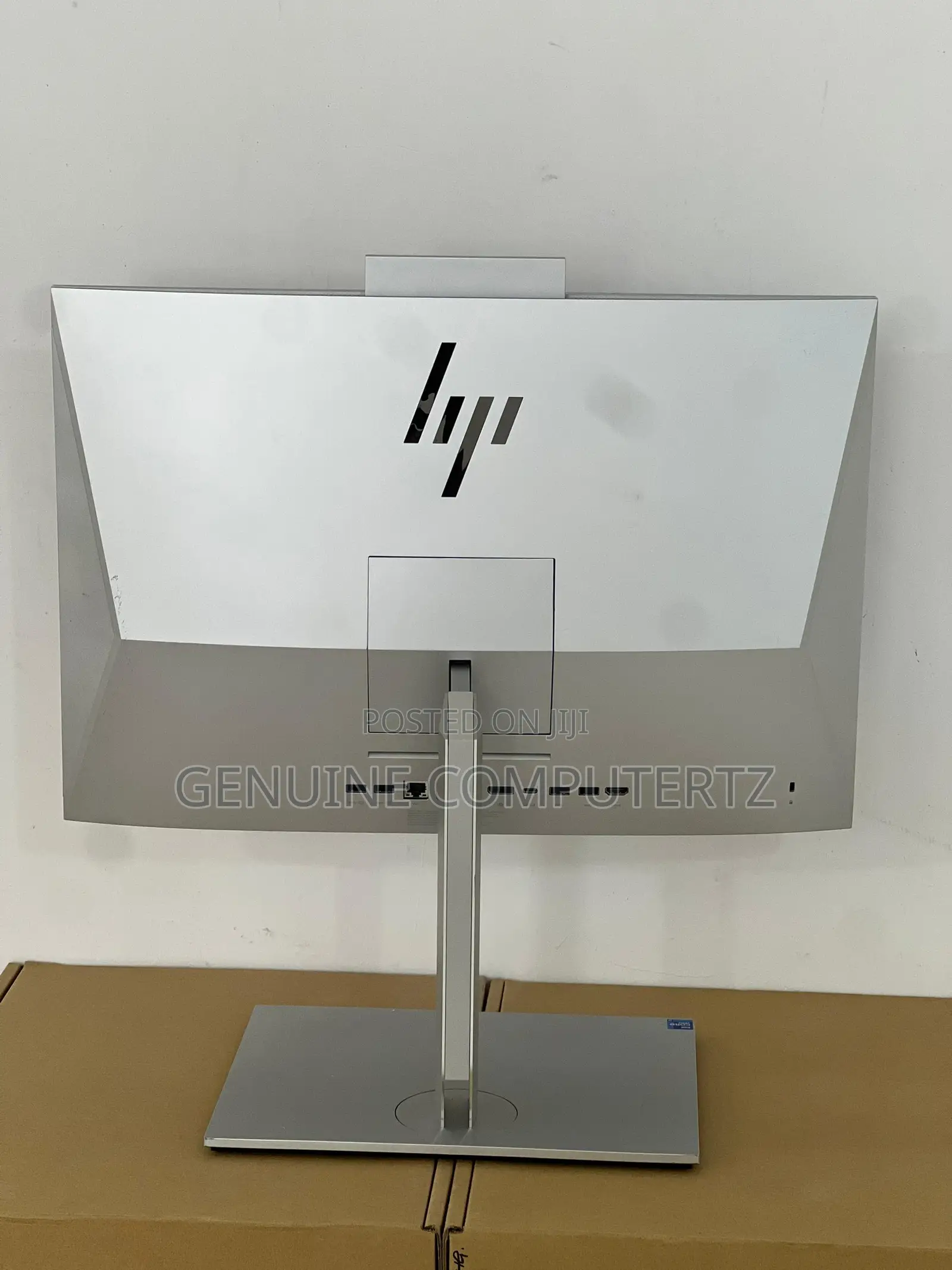 Desktop Computer HP AiO 24 16GB Intel Core I7 SSD 512GB