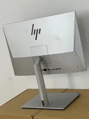Desktop Computer HP AiO 24 16GB Intel Core I7 SSD 512GB