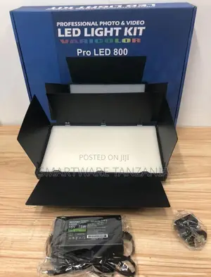 Pro Led 800 Varicolor Photo Video Light Kit With Barn Doors