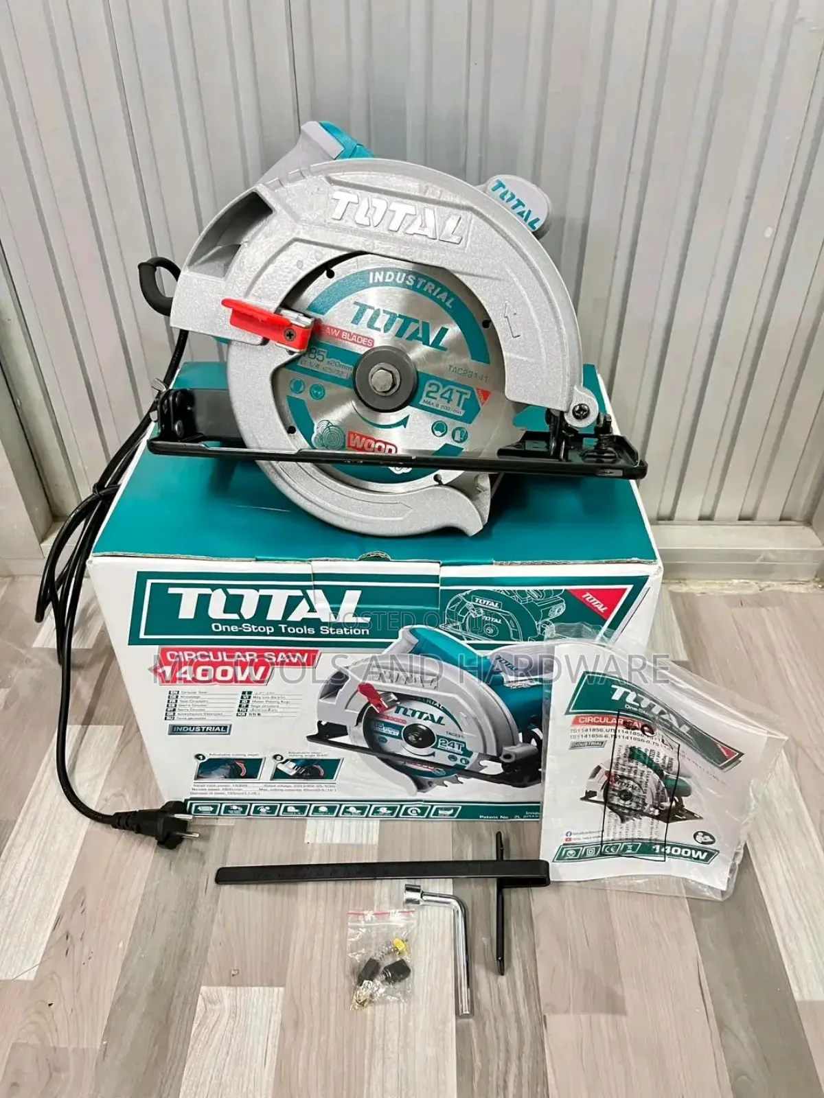 Circular Saw Total Brand 160w