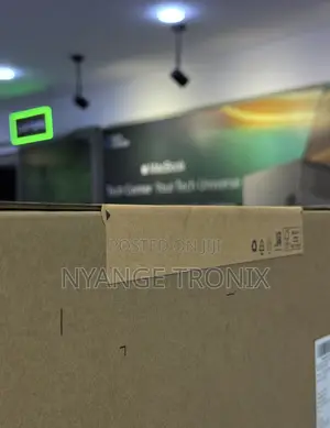 New Laptop Dell Vostro 3520 8GB Intel Core I7 SSD 512GB
